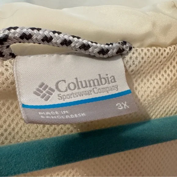 Columbia Plus Size Cream Colored Lillian Ridge Rain Jacket for Spring - Picture 10 of 13